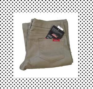 #20-NWT Dickies khaki pants size 7